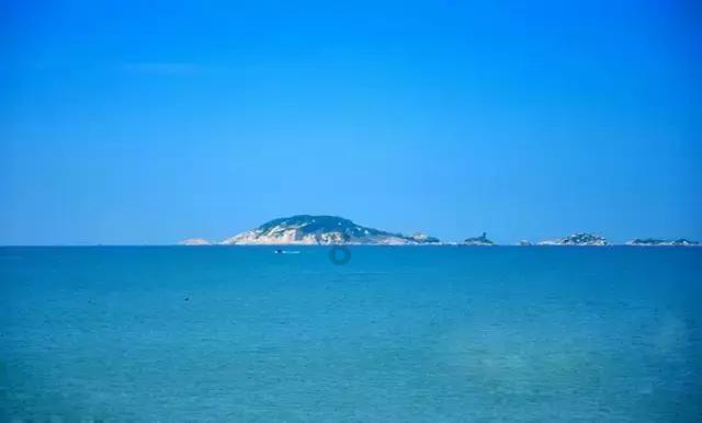 逃离老旧温泉社