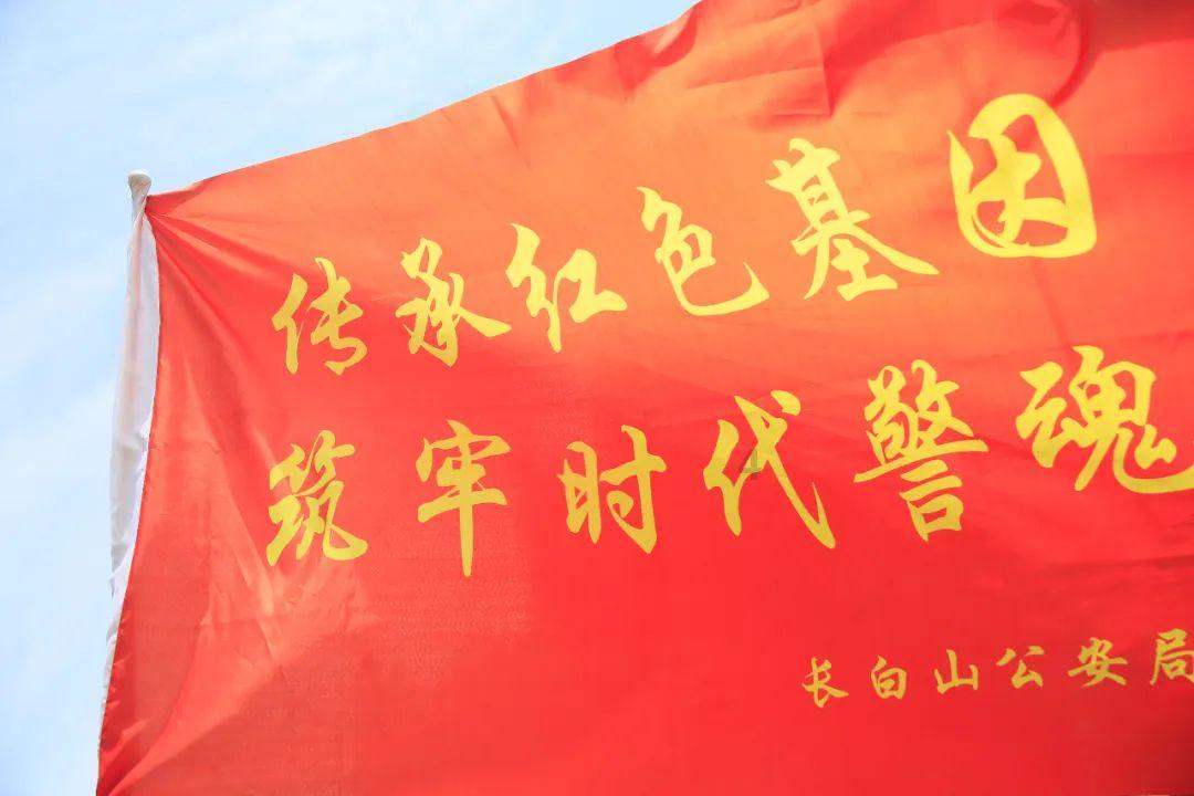 逃离违建房屋4